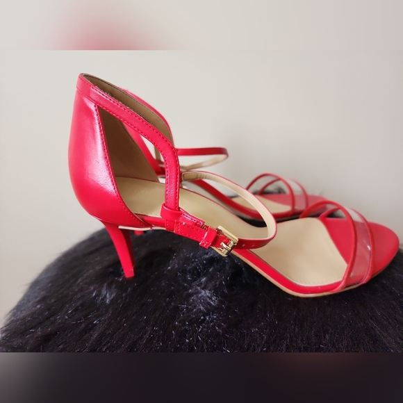 MICHAEL KORS  Open Toe  Bright Red Ankle Strap Mid Sandals Sz 9 - Picture 2 of 14
